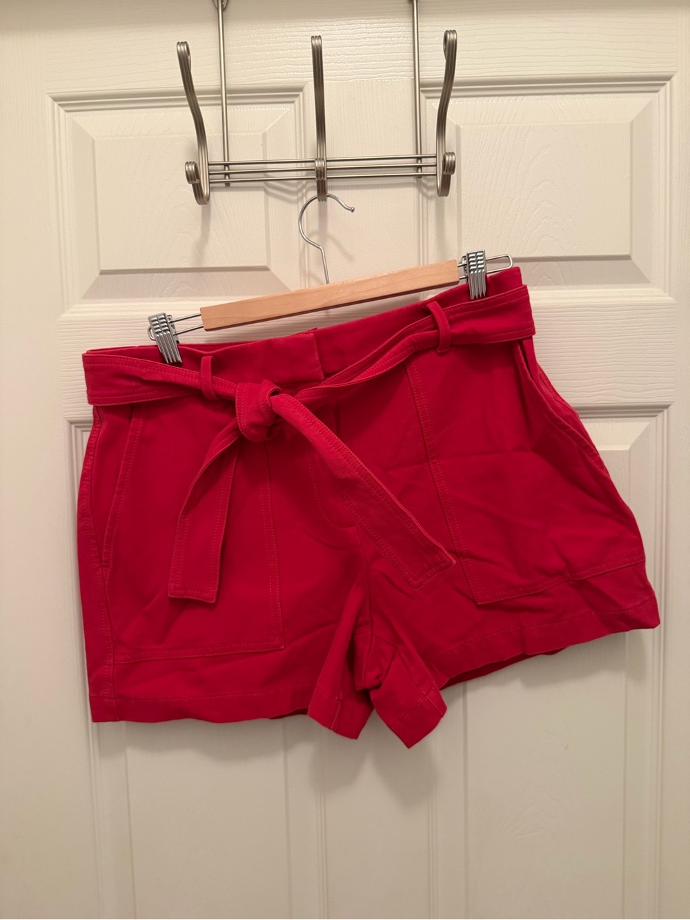 Ann Taylor High-Waist Tie-Belt Shorts in Red